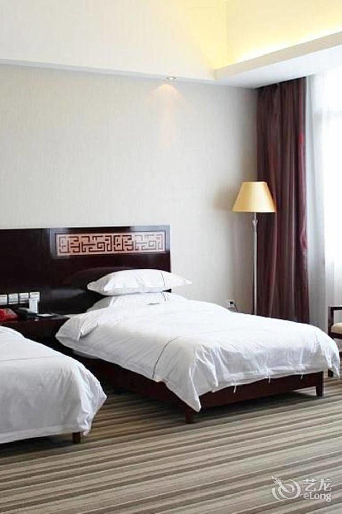 Jishou Heyi Hotel Fenghuang Εξωτερικό φωτογραφία