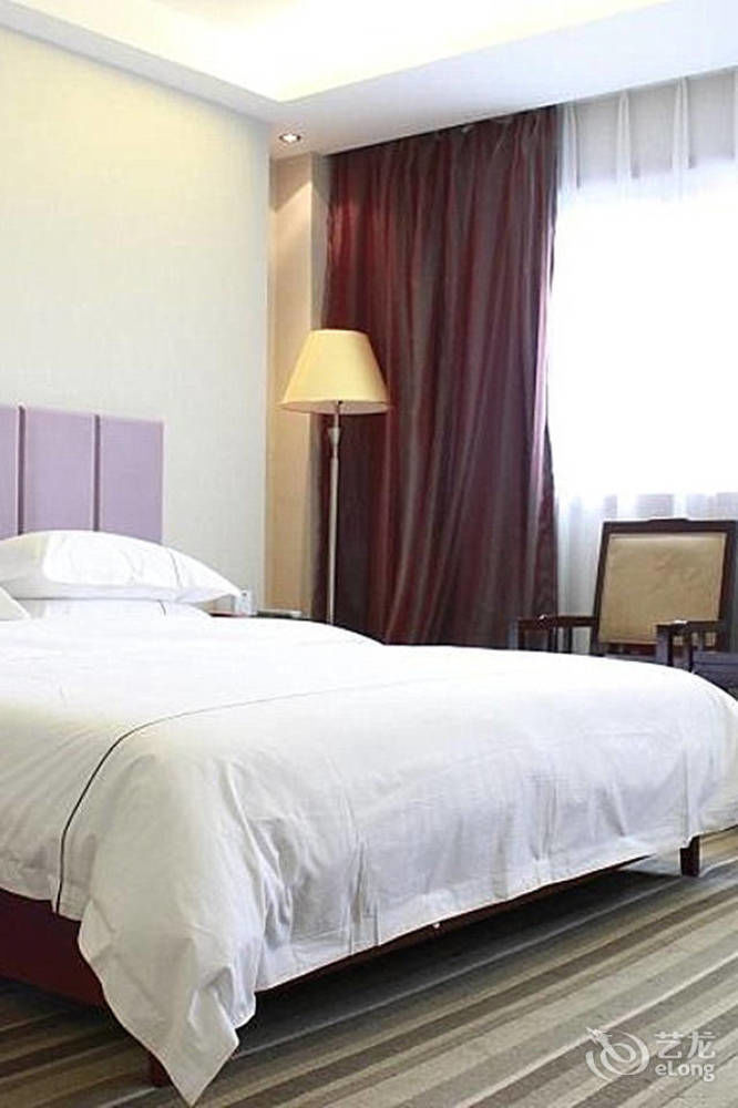 Jishou Heyi Hotel Fenghuang Εξωτερικό φωτογραφία
